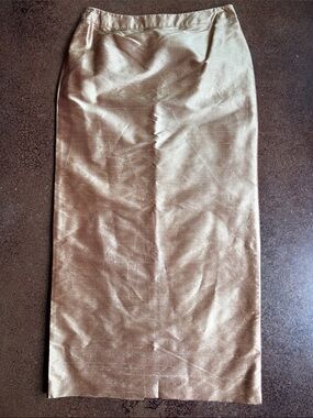 Simon Chang 100% silk skirt